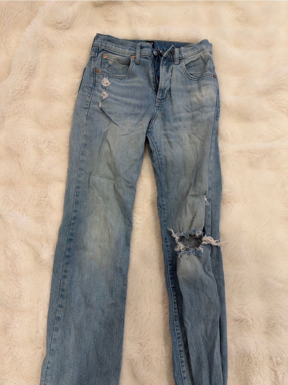Gap Light Blue Distressed Men’s Jeans